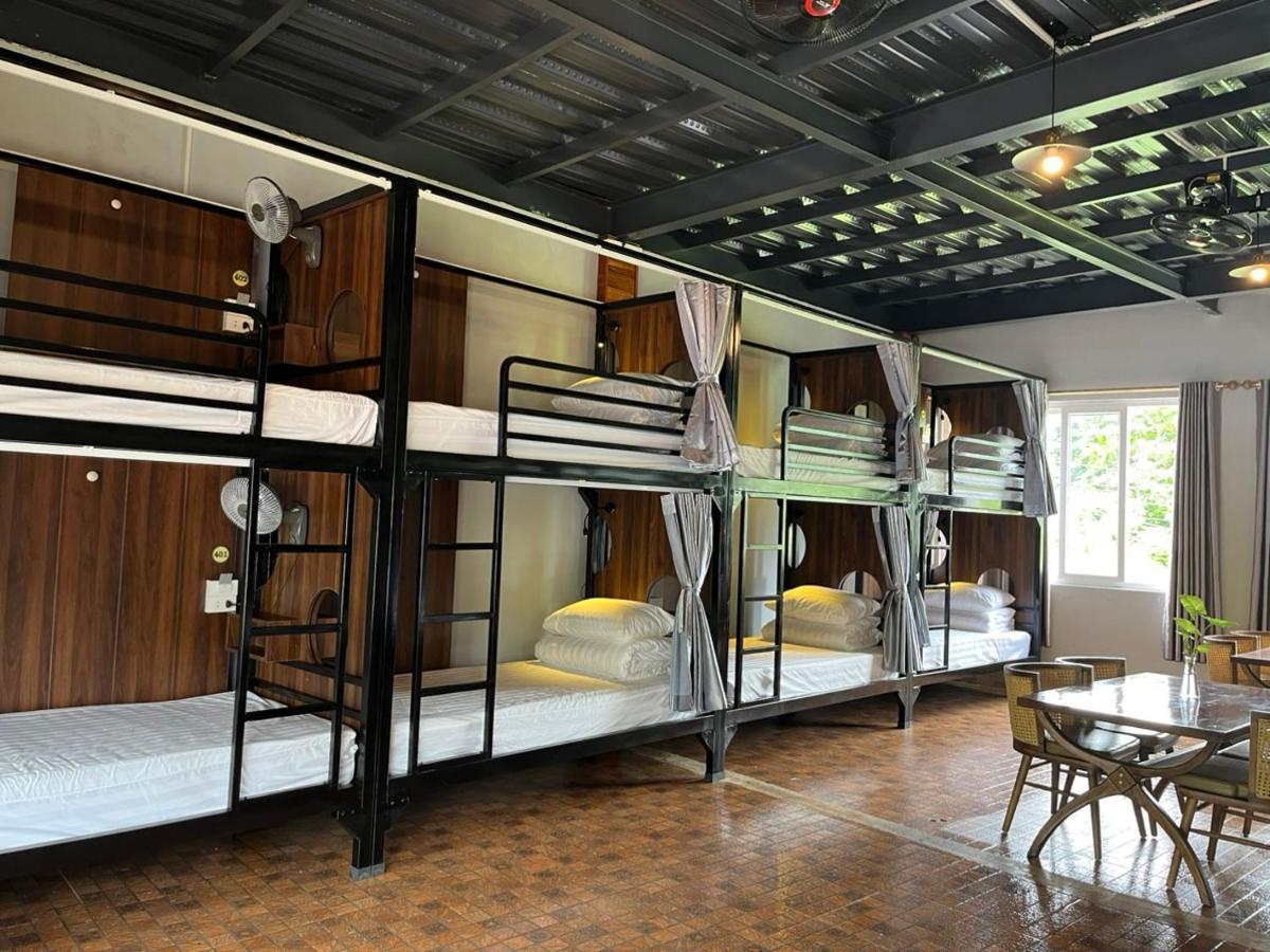 Rocks Ha Giang Hostel & Tour Exterior foto